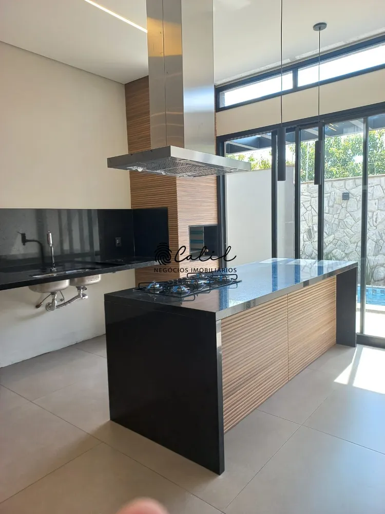 Casa, 3 quartos, 191 m² - Foto 2