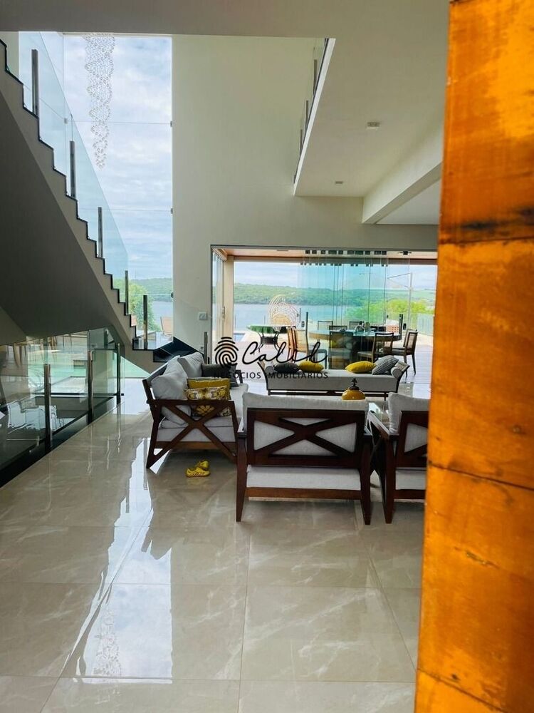 Casa à venda com 10 quartos, 964m² - Foto 4