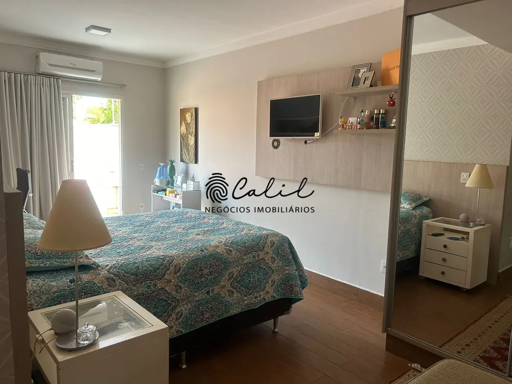 Sobrado, 3 quartos, 265 m² - Foto 1