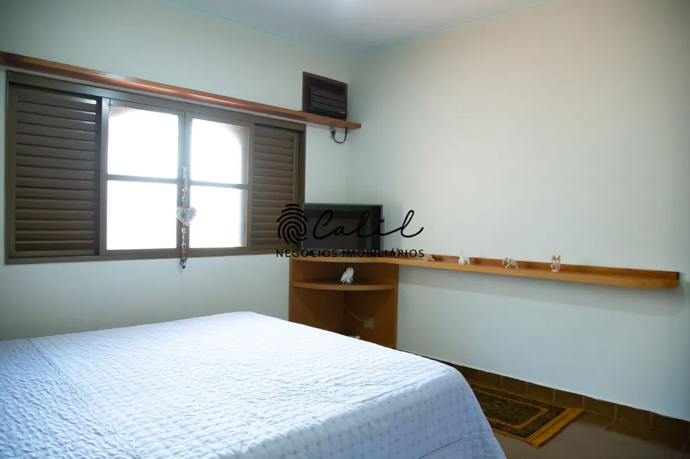 Casa, 3 quartos, 214 m² - Foto 9