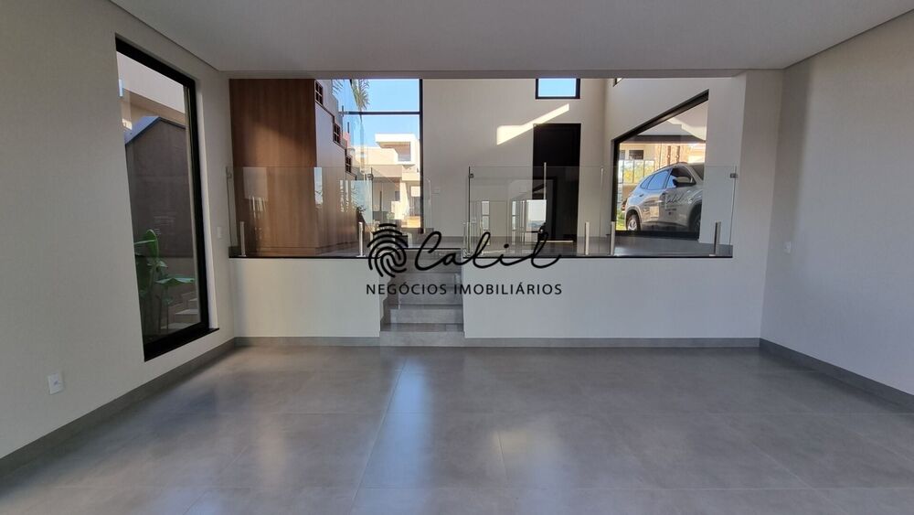 Casa de Condomínio à venda com 4 quartos, 307m² - Foto 4