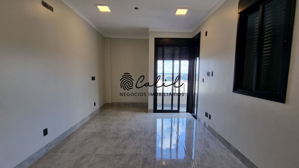 Casa de Condomínio à venda com 4 quartos, 272m² - Foto 4