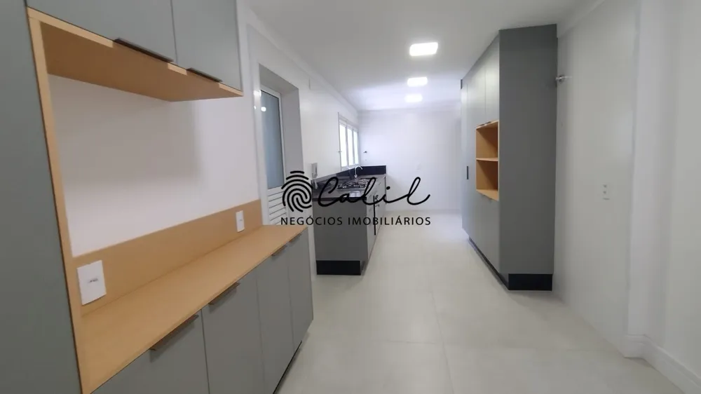 Apartamento, 3 quartos, 237 m² - Foto 2