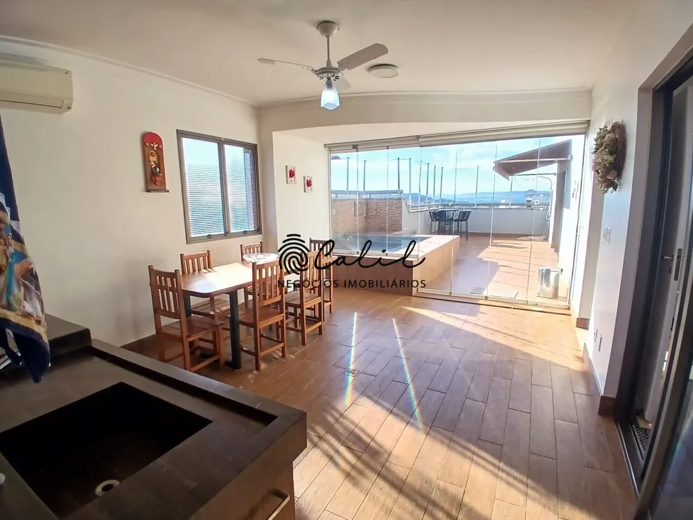 Cobertura, 4 quartos, 350 m² - Foto 1
