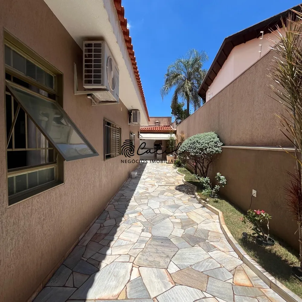 Casa, 4 quartos, 265 m² - Foto 4