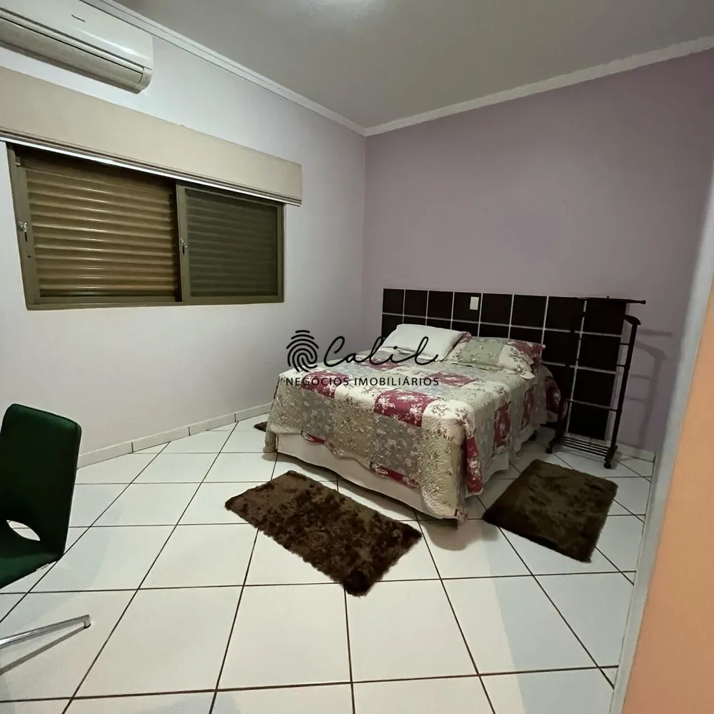 Casa, 4 quartos, 265 m² - Foto 3