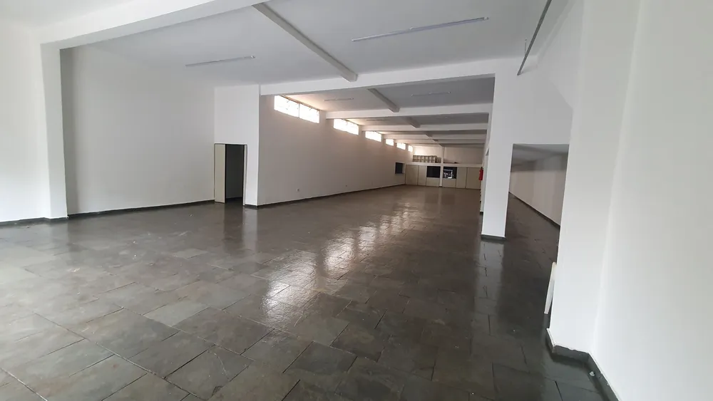 Loja-Salão, 330 m² - Foto 1