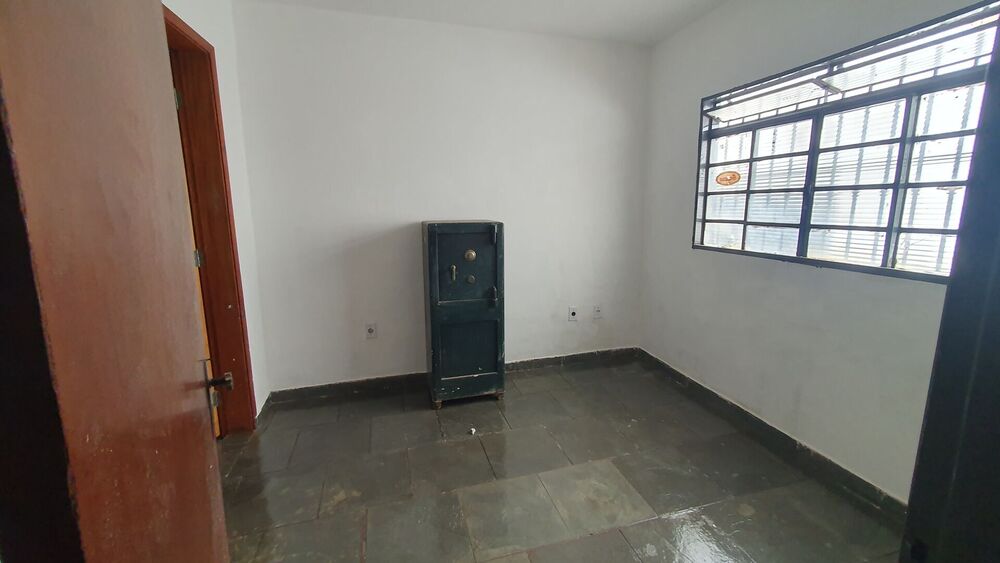 Loja-Salão, 330 m² - Foto 3