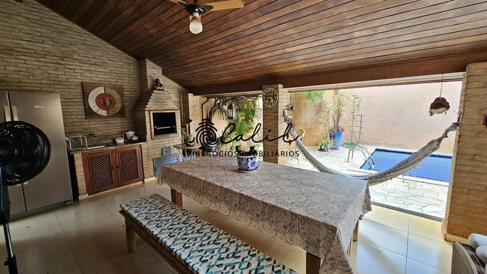 Sobrado, 4 quartos, 318 m² - Foto 17