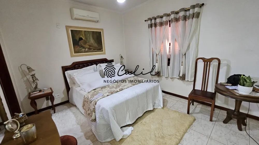 Sobrado, 4 quartos, 318 m² - Foto 2