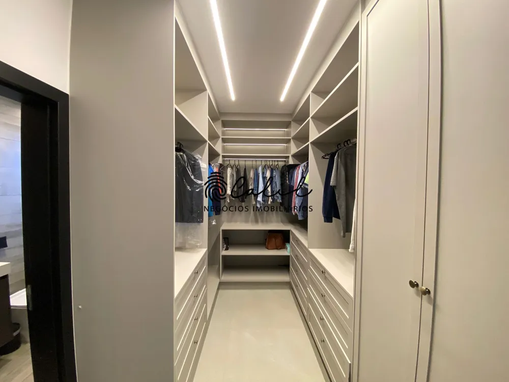 Casa, 3 quartos, 279 m² - Foto 12