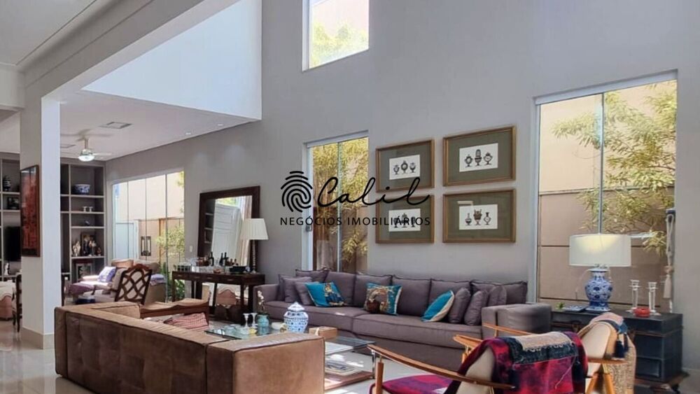 Casa de Condomínio à venda com 4 quartos, 420m² - Foto 4