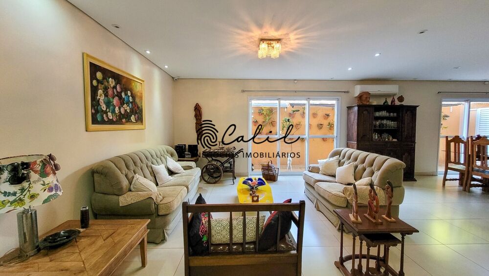 Casa à venda com 4 quartos, 578m² - Foto 2