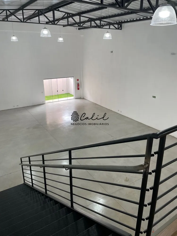 Loja-Salão, 300 m² - Foto 1