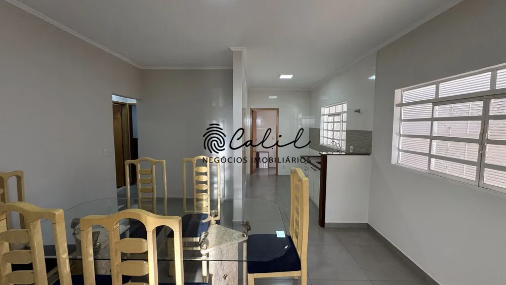 Casa, 3 quartos, 122 m² - Foto 1