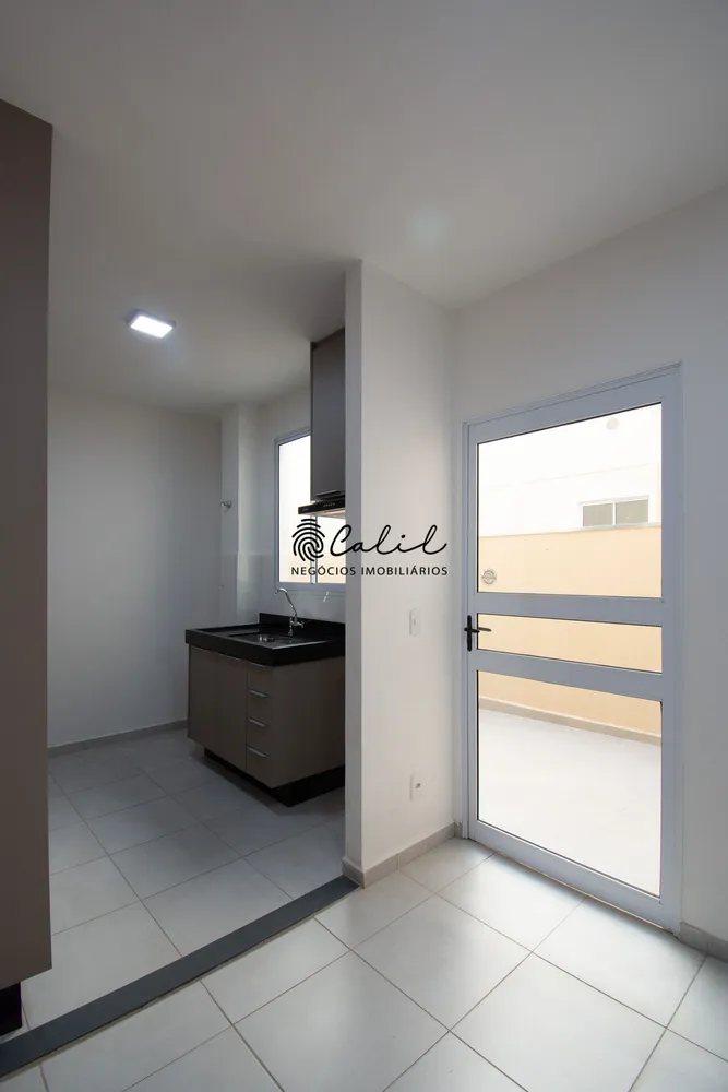 Apartamento, 2 quartos, 42 m² - Foto 2