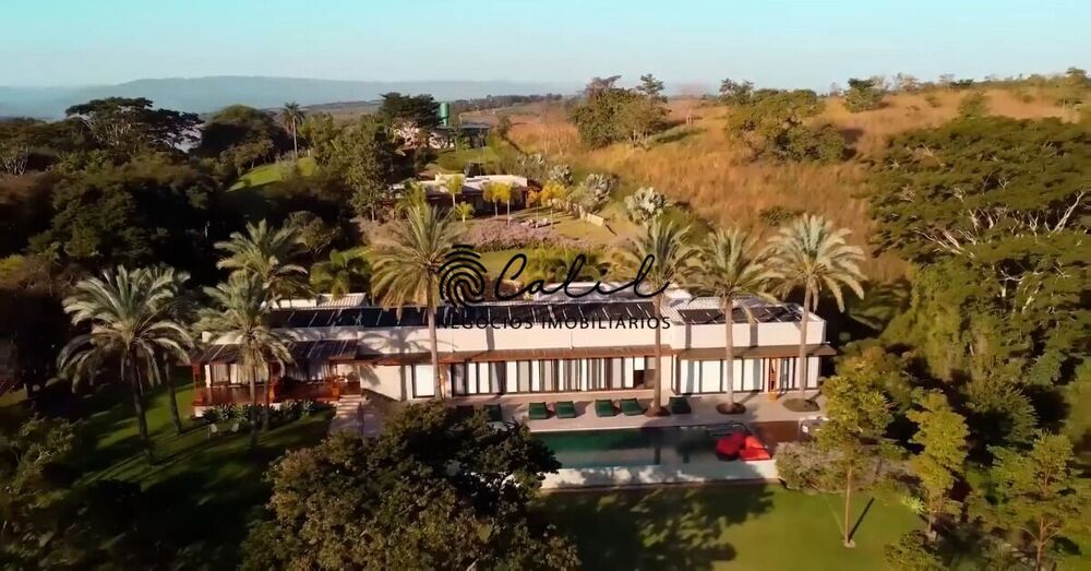 Sítio à venda com 7 quartos, 22000m² - Foto 1