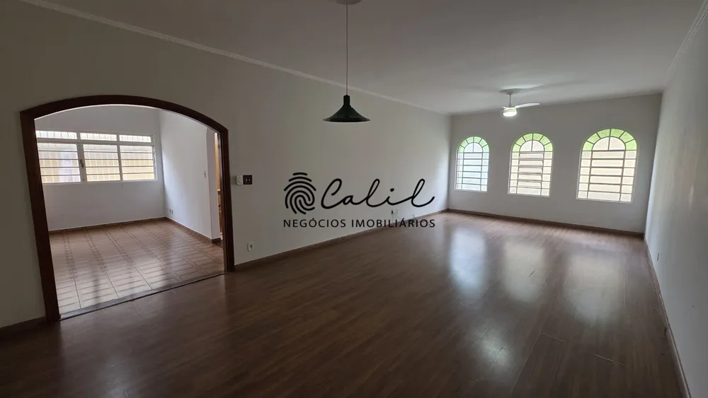 Casa, 3 quartos, 240 m² - Foto 5