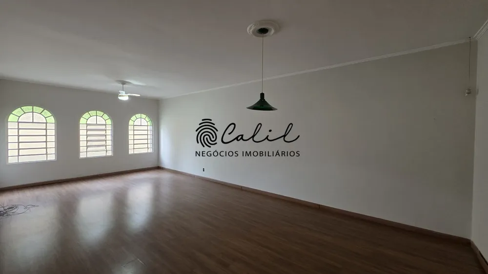 Casa, 3 quartos, 240 m² - Foto 4