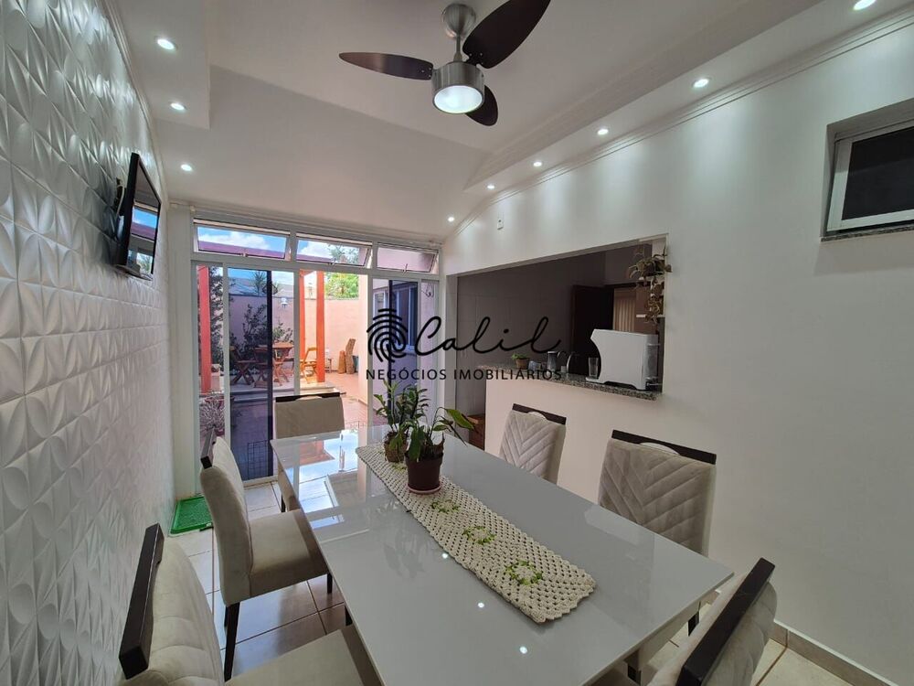 Casa de Condomínio à venda com 3 quartos, 110m² - Foto 1