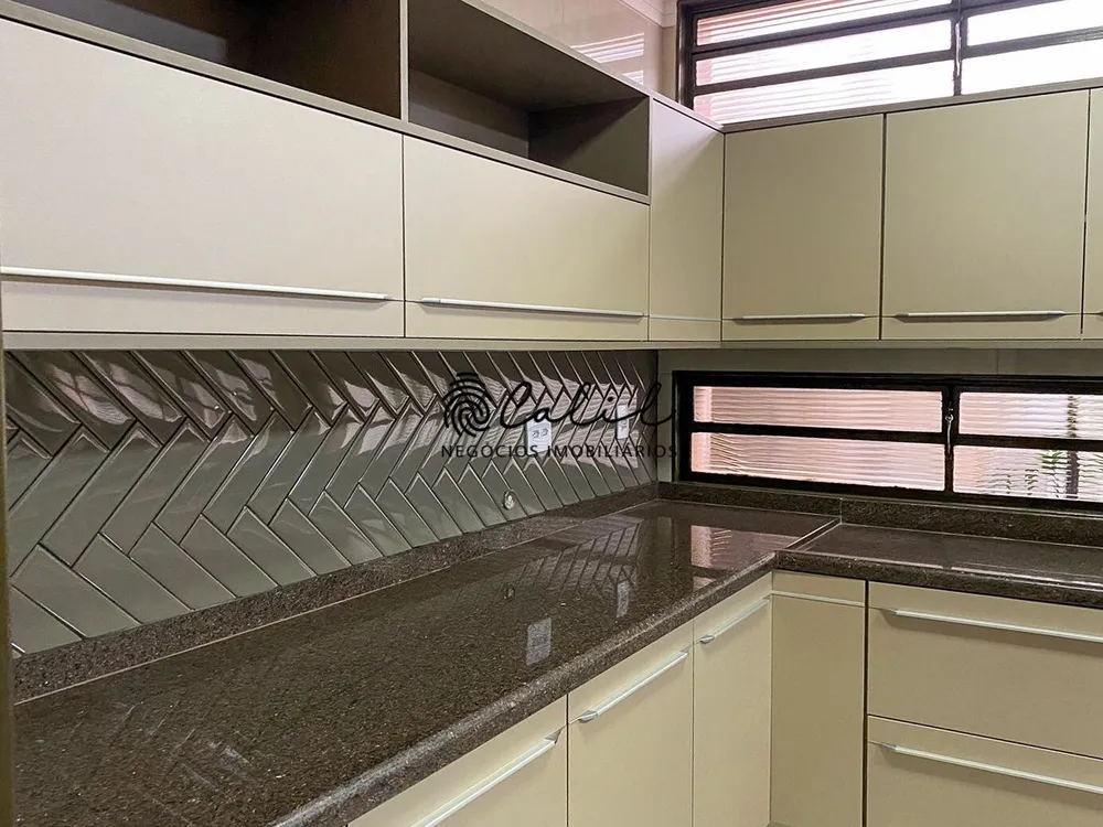 Casa, 3 quartos, 260 m² - Foto 9