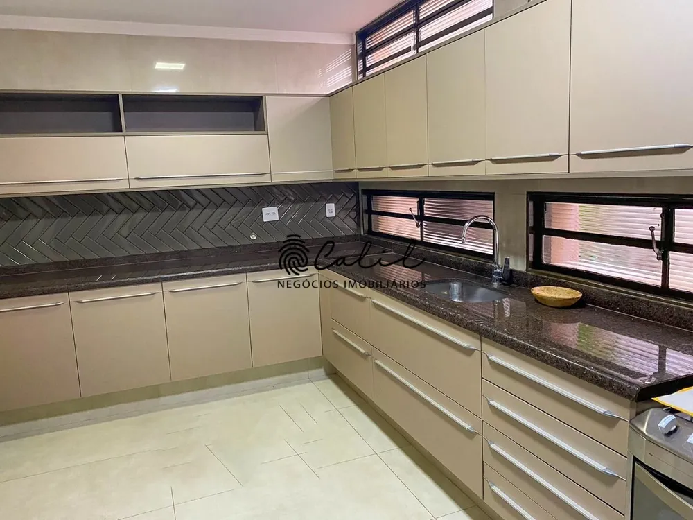 Casa, 3 quartos, 260 m² - Foto 1