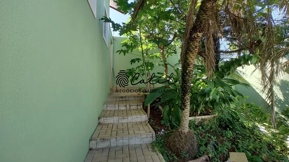 Casa, 3 quartos, 195 m² - Foto 2