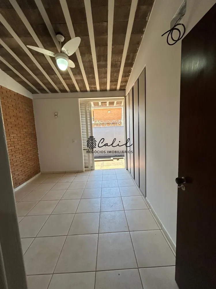 Sobrado, 6 quartos, 420 m² - Foto 3