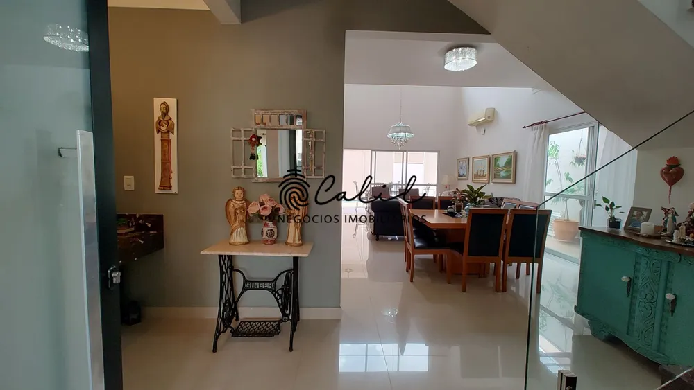Casa, 3 quartos, 257 m² - Foto 1