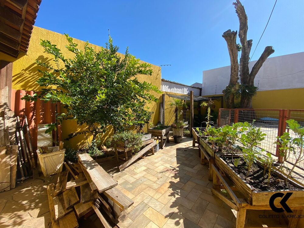 Casa, 4 quartos, 215 m² - Foto 37