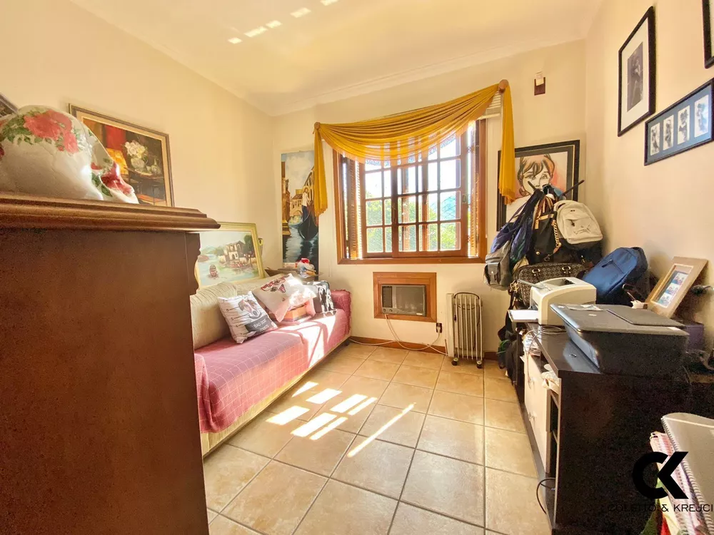 Casa, 4 quartos, 215 m² - Foto 13