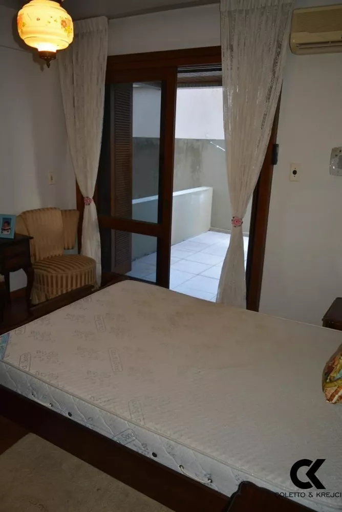 Apartamento, 3 quartos, 252 m² - Foto 3