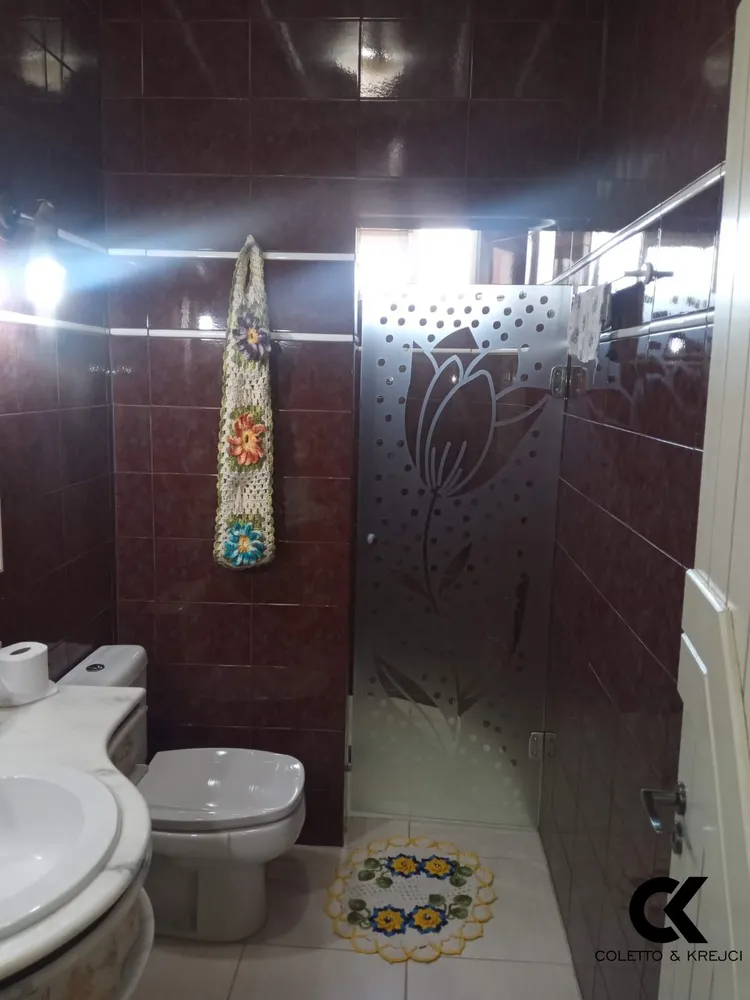 Casa, 5 quartos, 262 m² - Foto 2