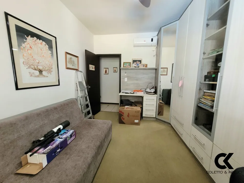 Casa, 5 quartos, 240 m² - Foto 3