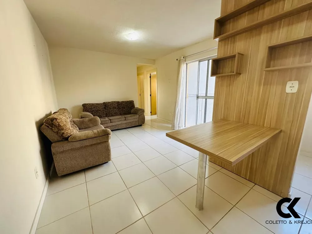 Apartamento à venda com 3 quartos, 63m² - Foto 2