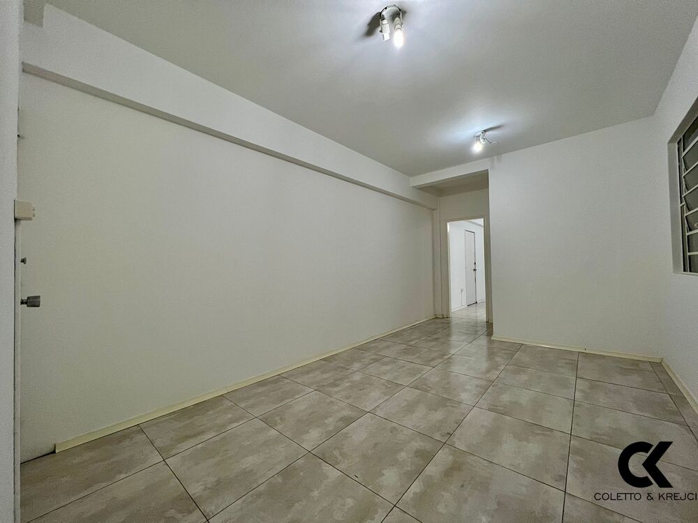 Sala-Conjunto, 40 m² - Foto 1