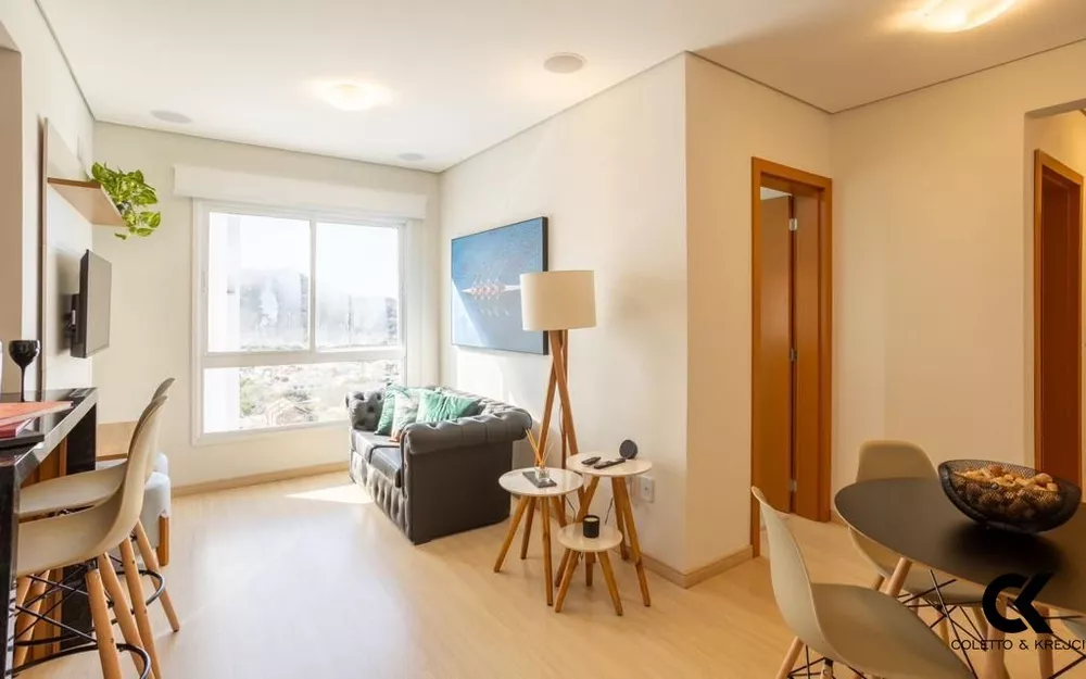 Apartamento à venda com 2 quartos, 56m² - Foto 1