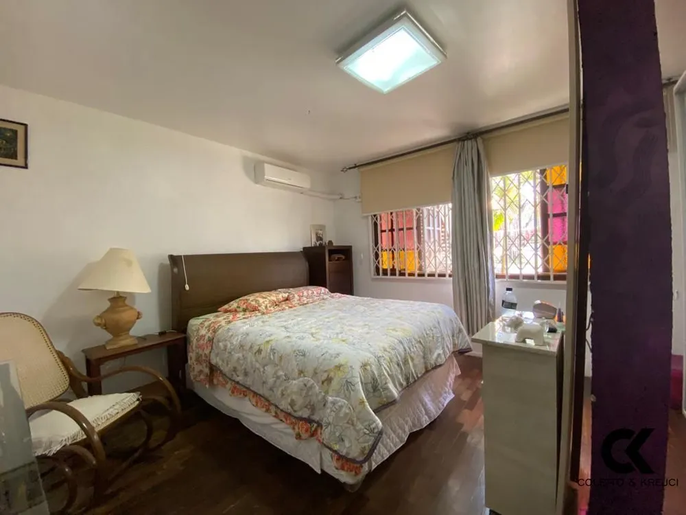 Casa, 4 quartos, 235 m² - Foto 3
