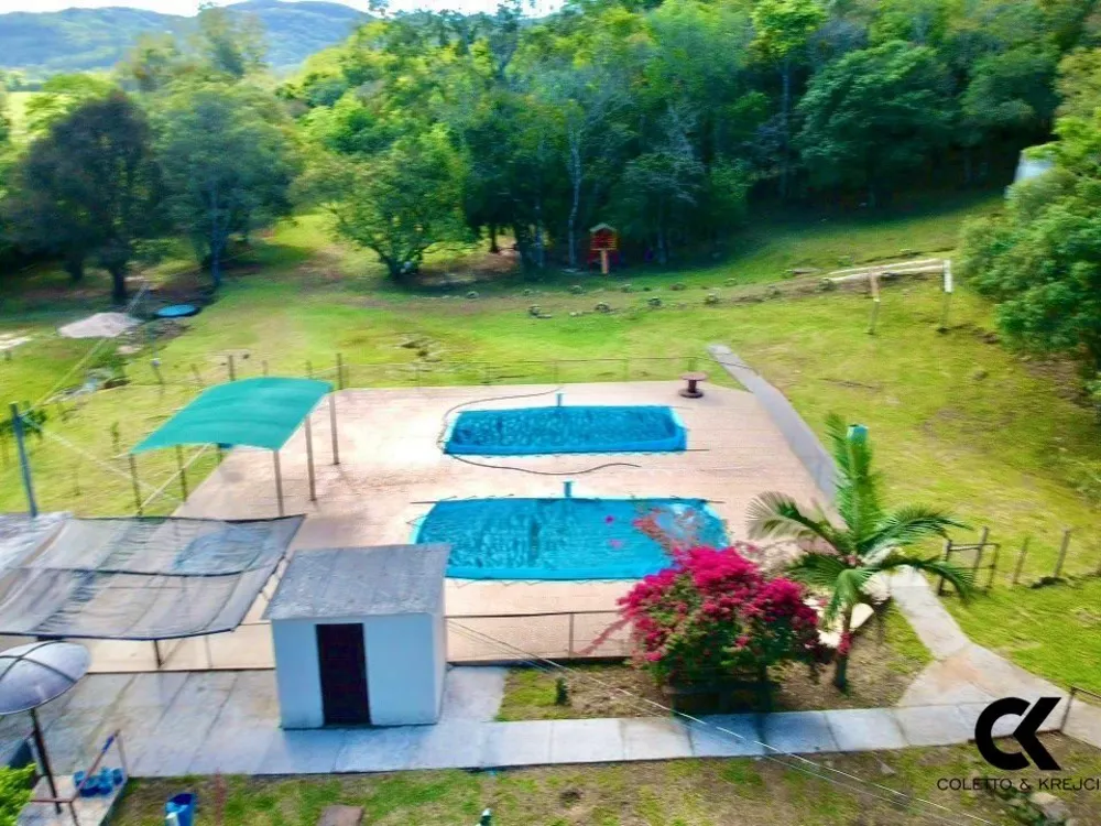 Sítio, 2 quartos, 1 hectares - Foto 1