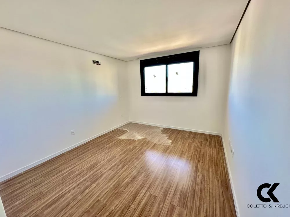 Cobertura, 3 quartos, 187 m² - Foto 4