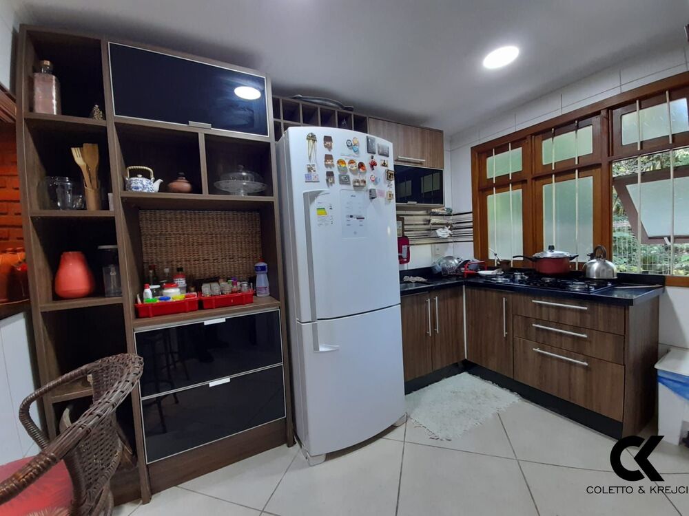 Casa, 3 quartos, 220 m² - Foto 9