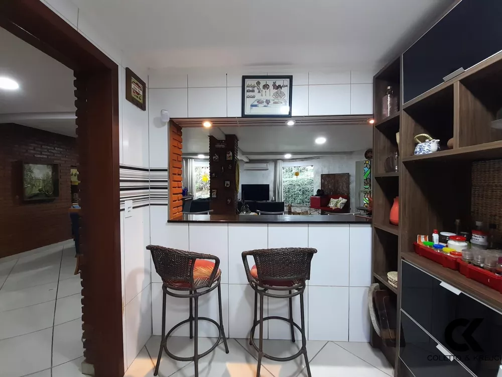 Casa, 3 quartos, 220 m² - Foto 7