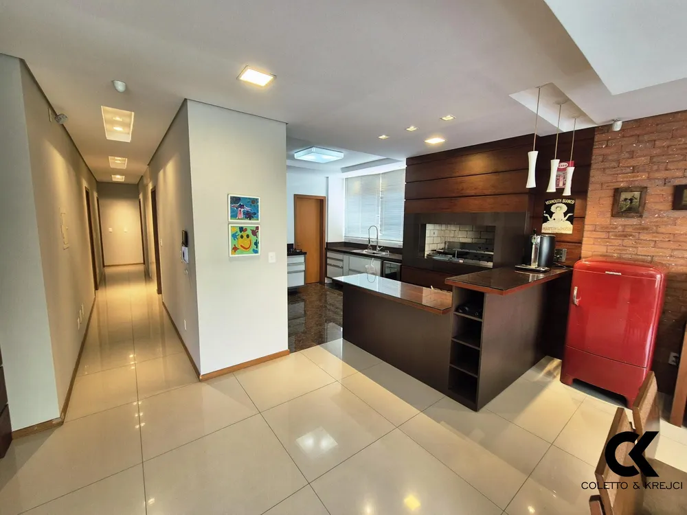 Apartamento, 3 quartos, 150 m² - Foto 2