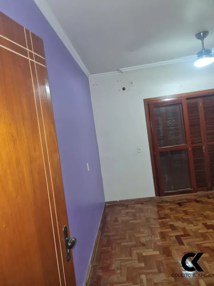 Casa, 3 quartos, 196 m² - Foto 4