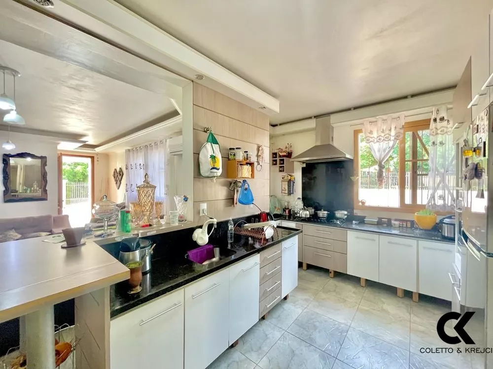 Casa, 3 quartos, 348 m² - Foto 2