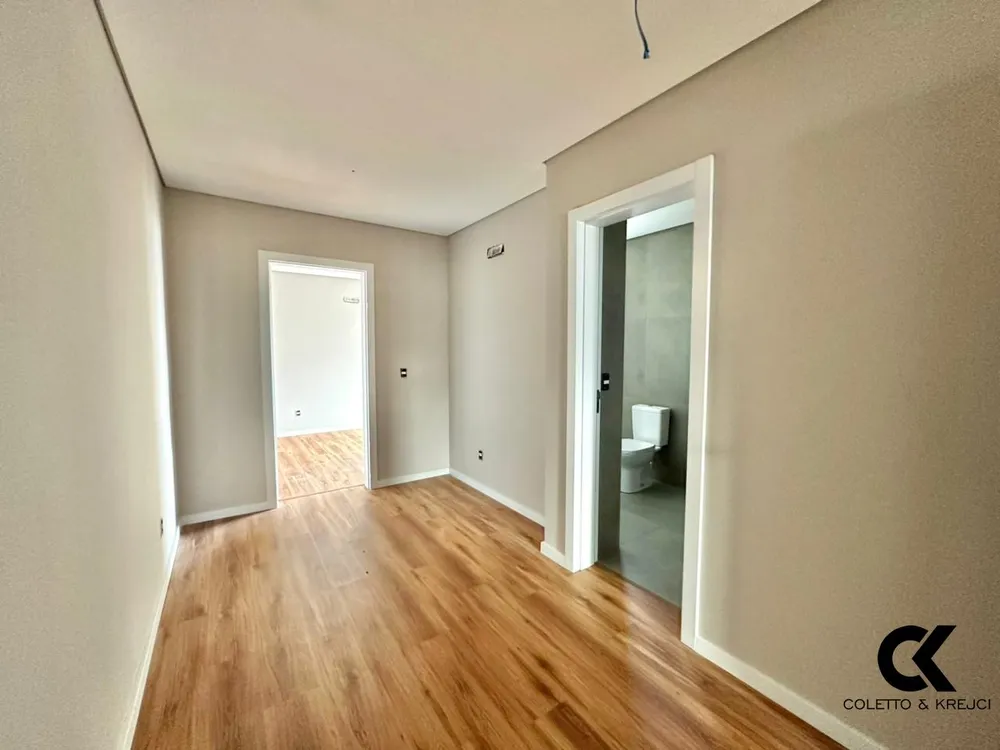 Casa, 3 quartos, 183 m² - Foto 2