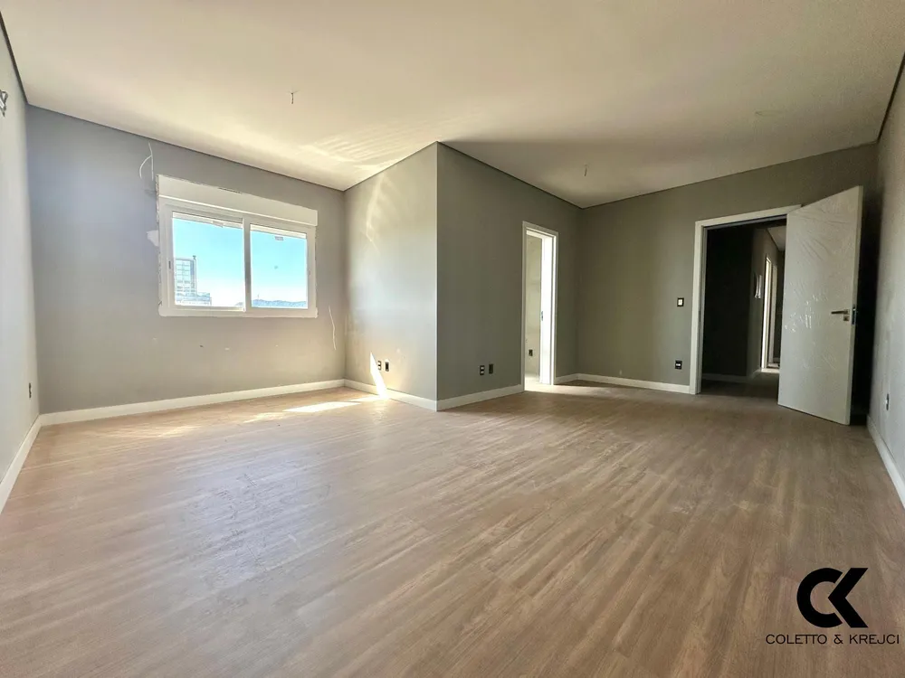 Apartamento, 3 quartos, 151 m² - Foto 1