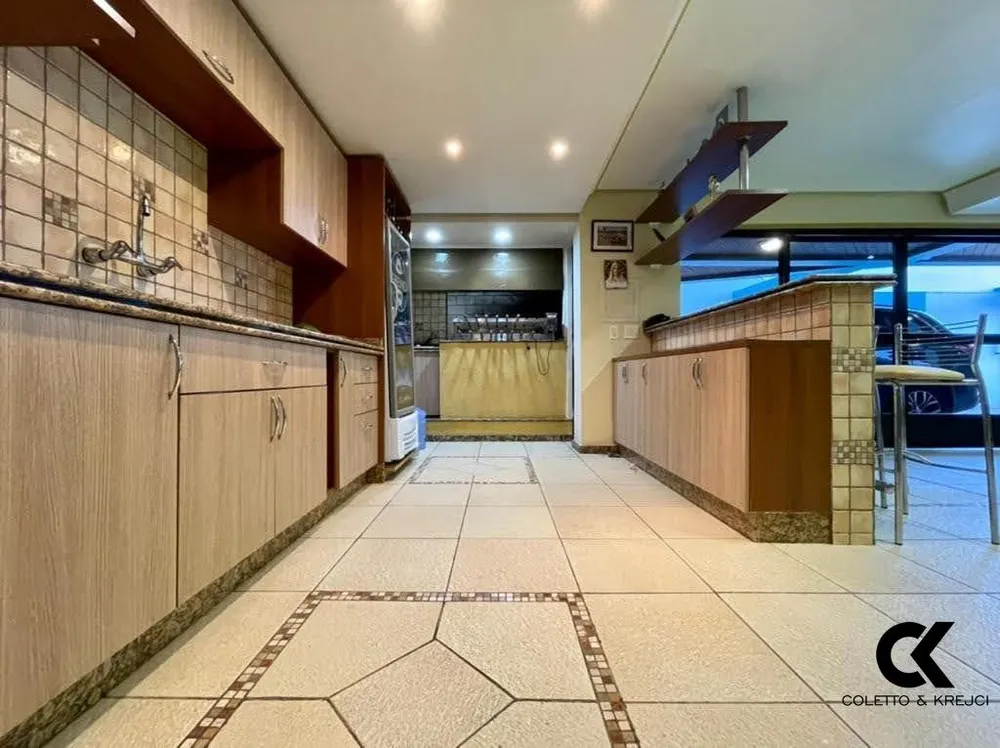 Casa, 6 quartos, 640 m² - Foto 8