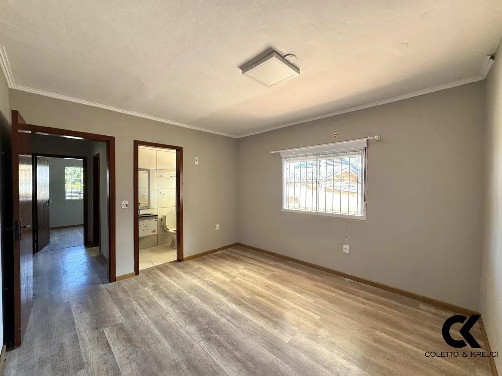 Casa, 3 quartos, 219 m² - Foto 4