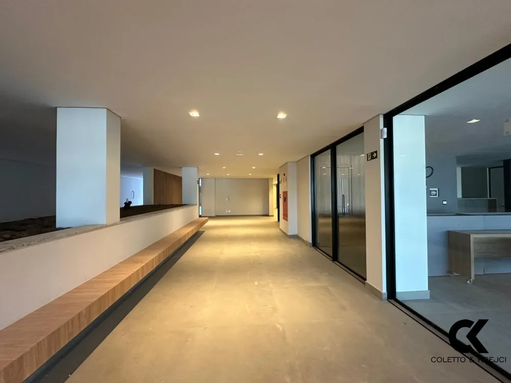 Apartamento, 3 quartos, 186 m² - Foto 2